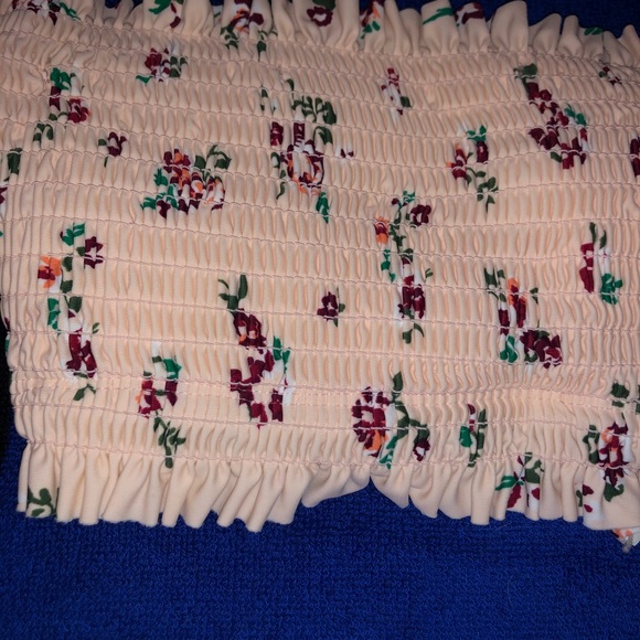 Blush Bikini 💗 - Picture 2 of 3